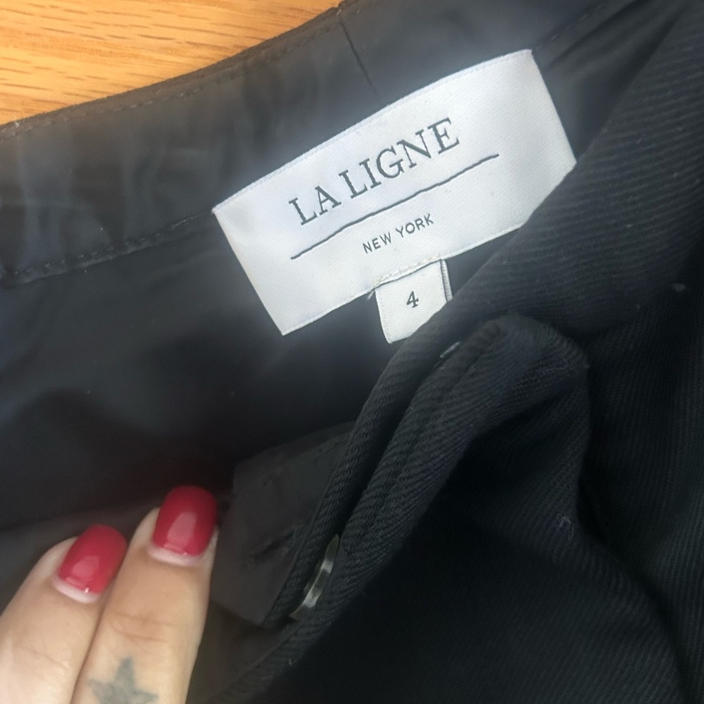 La Ligne Elegant Black Trousers with Flare leg! 💃🏻💃🏻